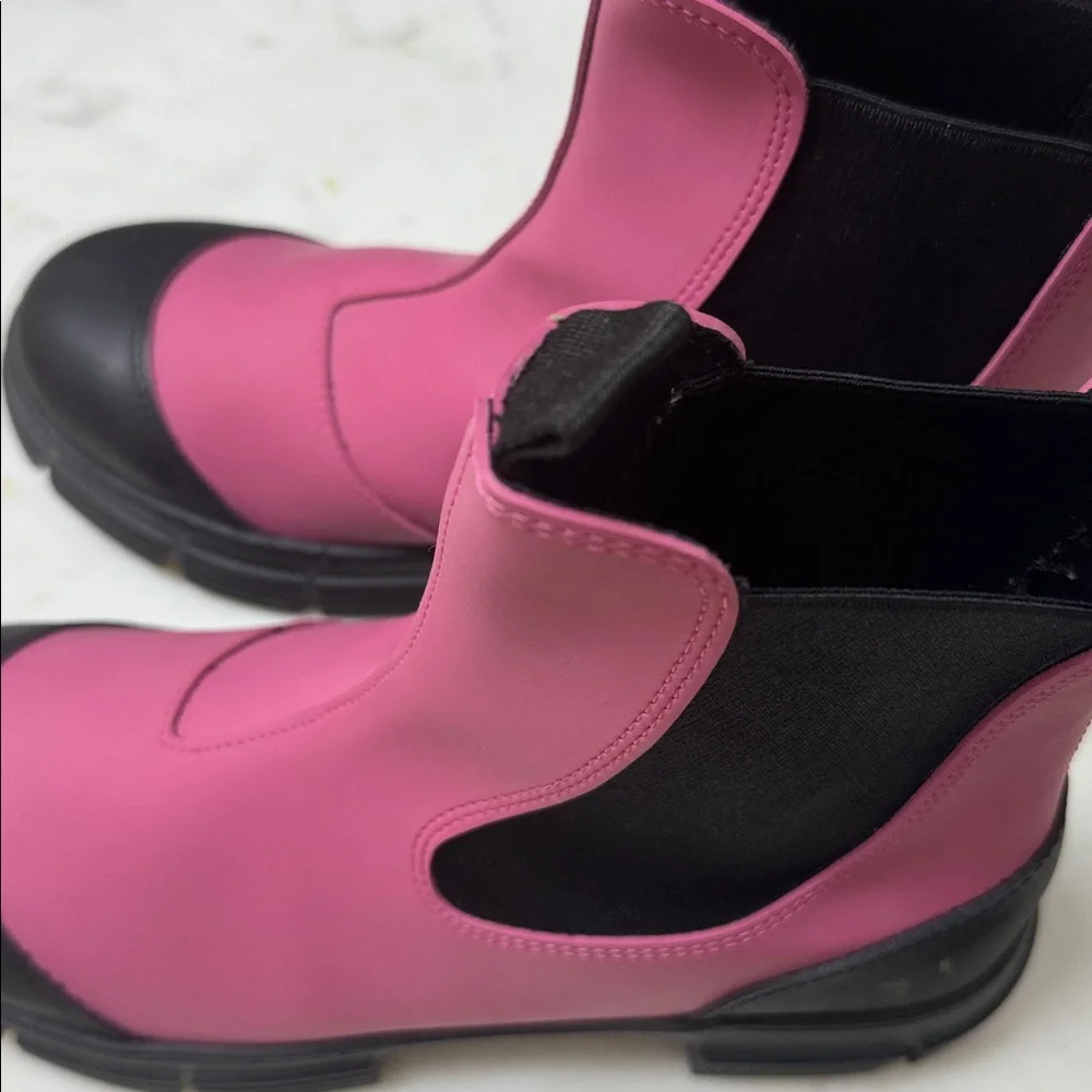 Ganni Women Retro City Pink Black Rubber Chelsea Boots